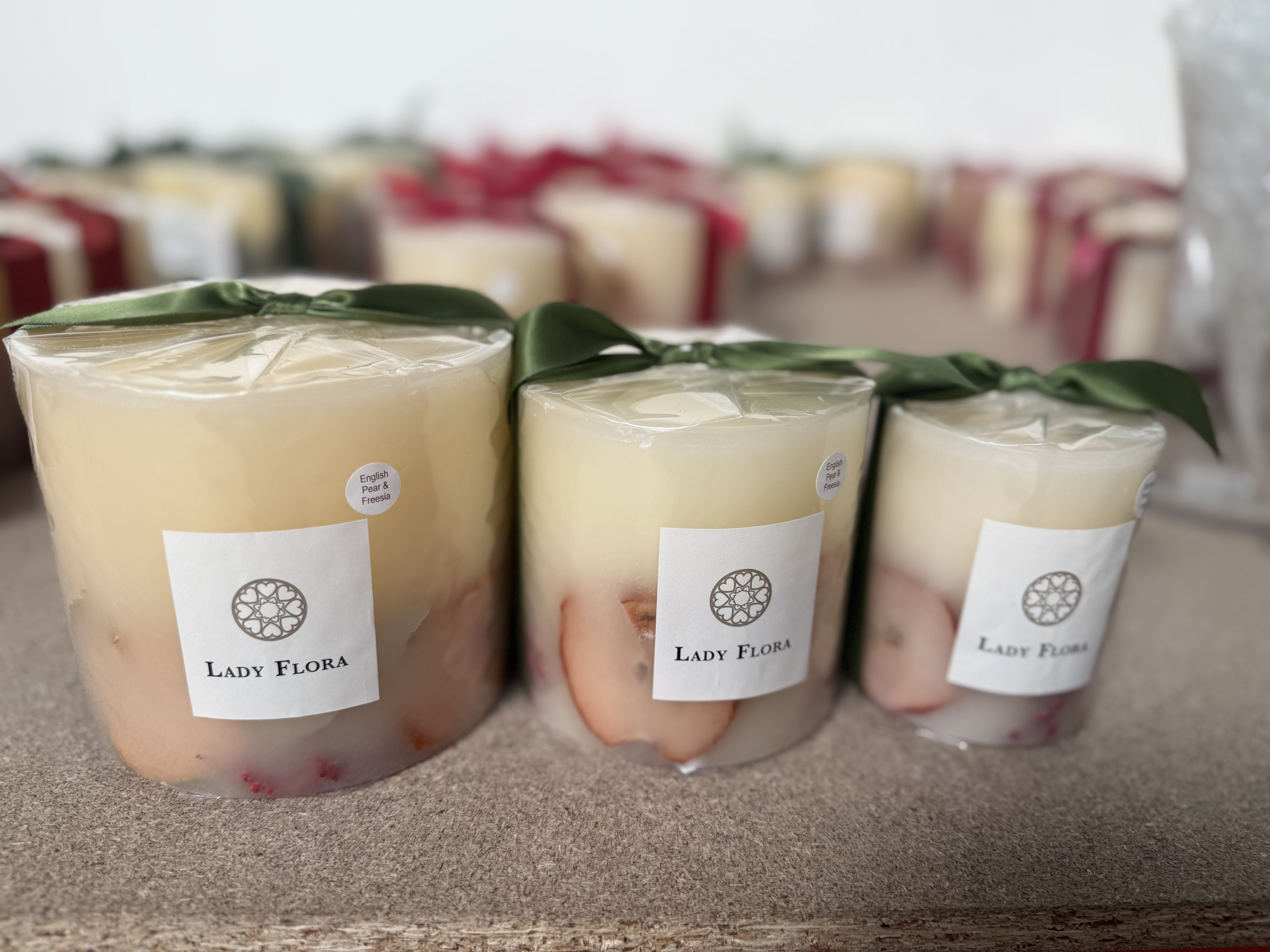 English Pear and Freesia Small Candle